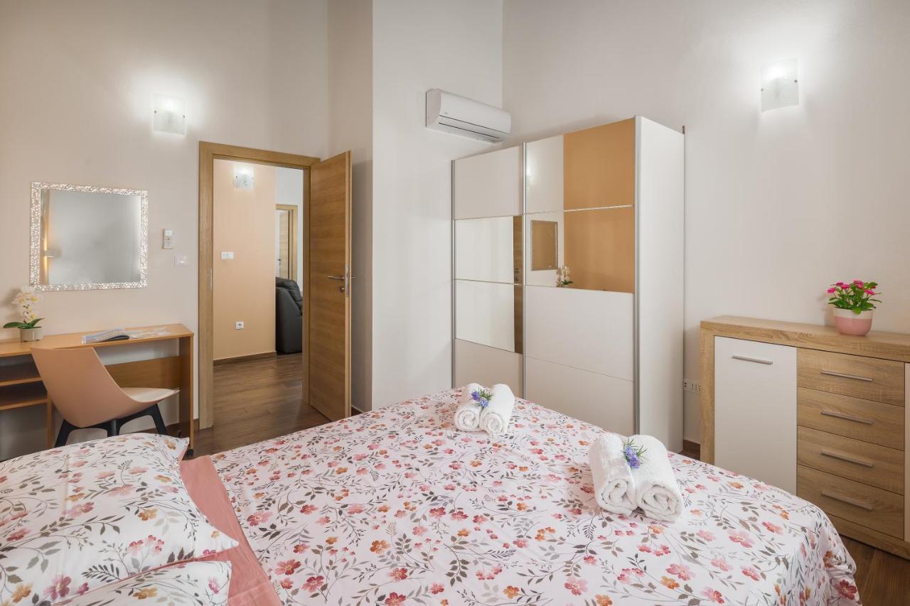 Villa Gracia Sveti Lovreč Pazenatički Bagian luar foto